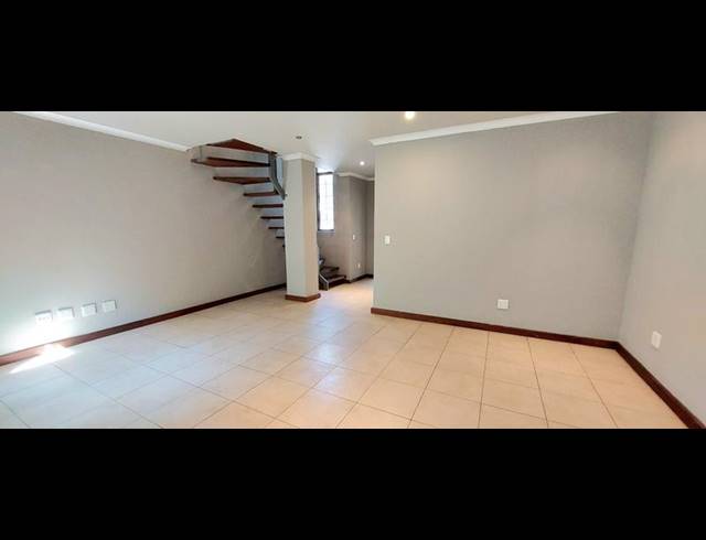 3 BEDROOM HOUSE FOR SALE IN MENLO PARK